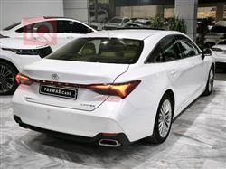 تويوتا أفالون